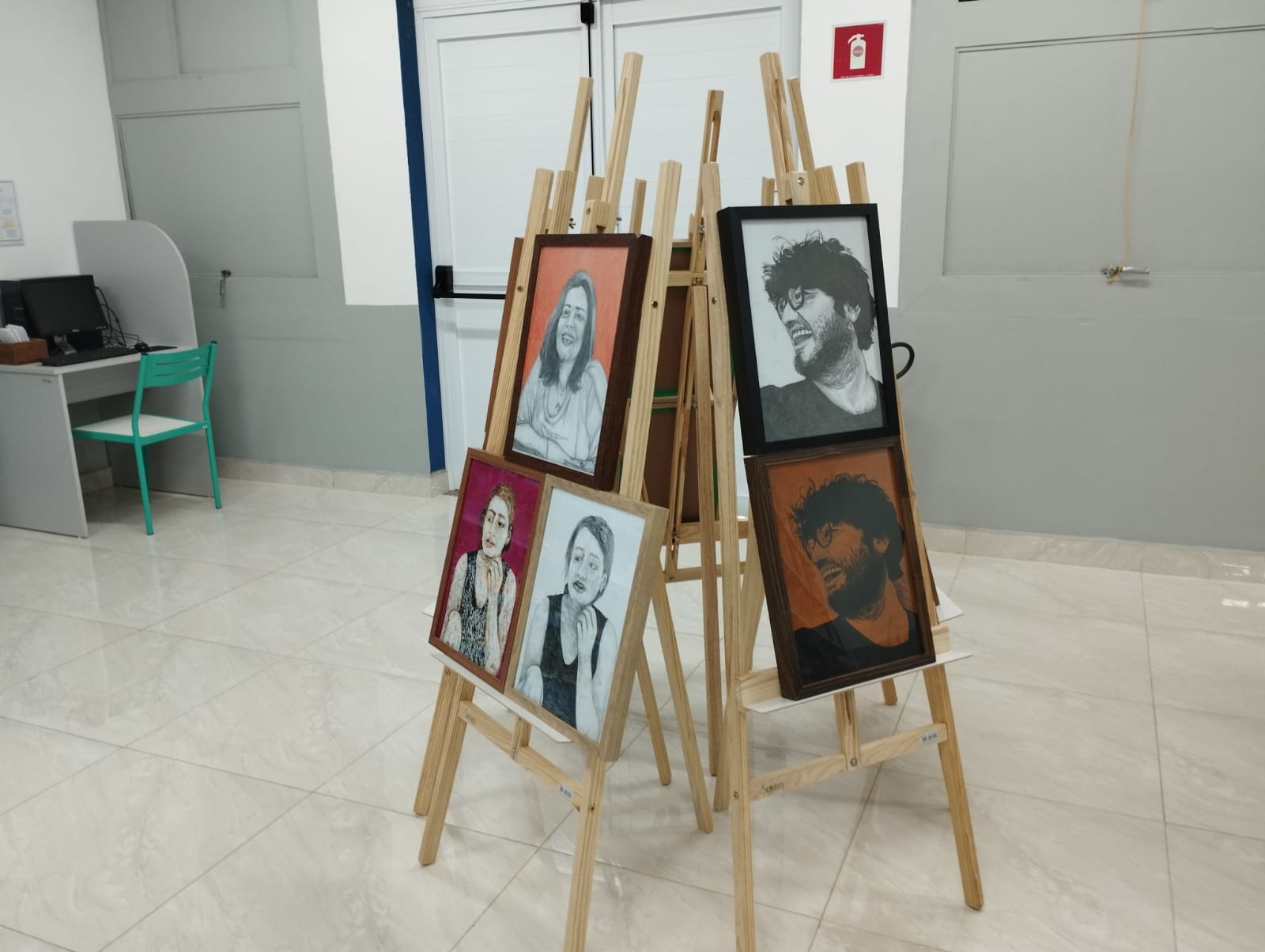 Imagem da notícia Biblioteca promove exposição ‘Raízes’ da artista Ana Franco