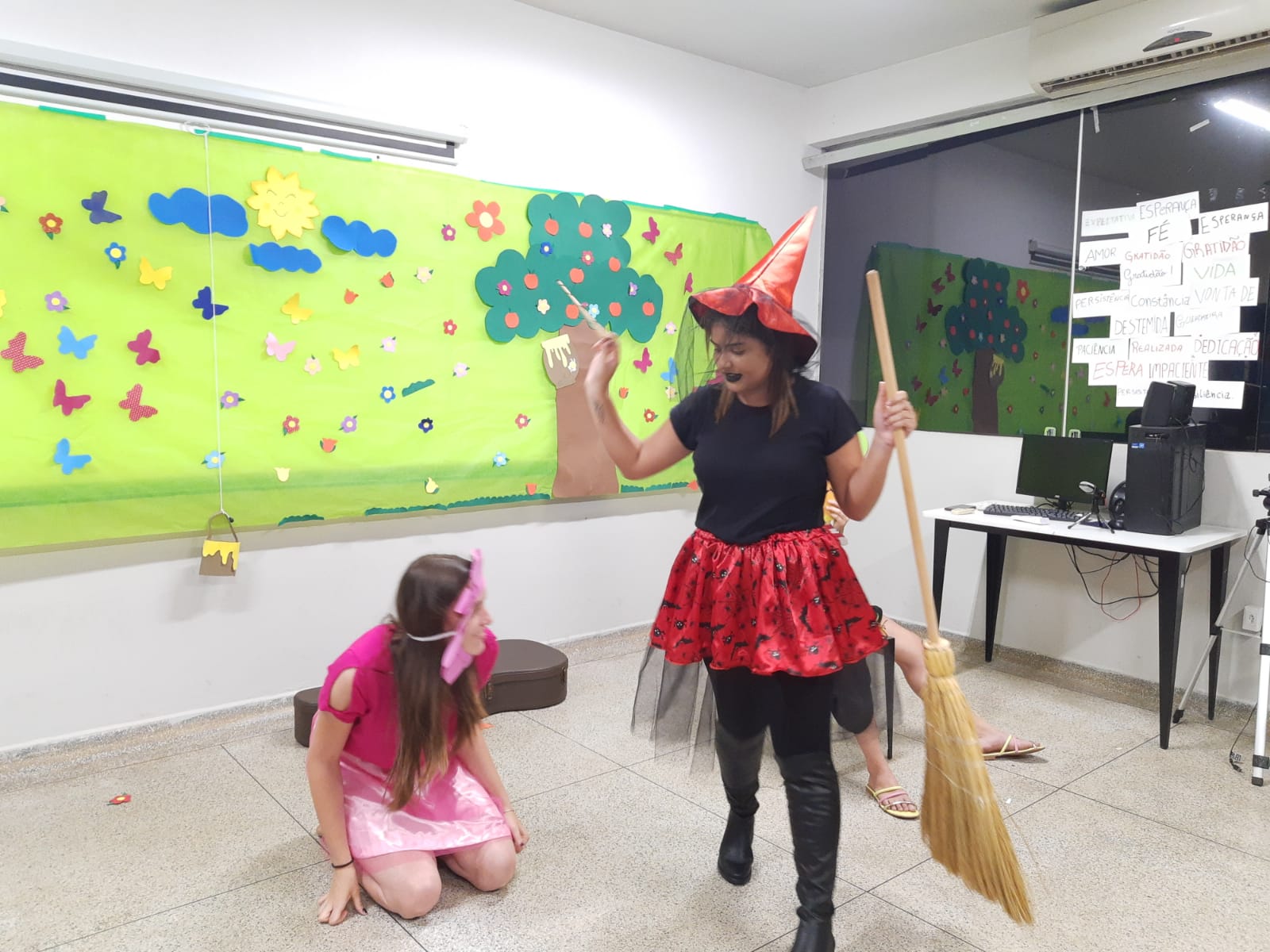 Imagem da notícia Contação de Histórias do Curso de Pedagogia é Destaque em Disciplina de Literatura