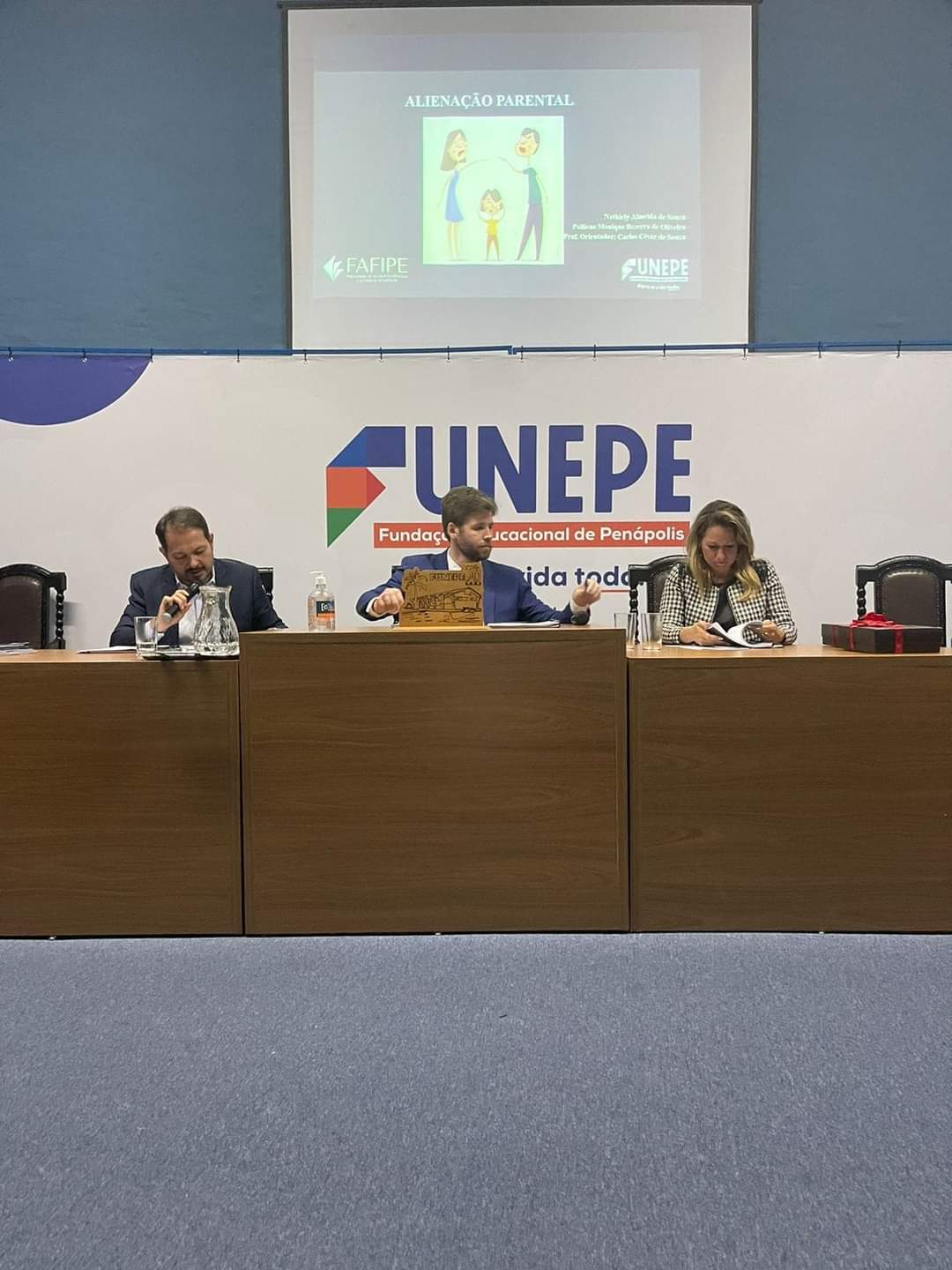 Imagem da notícia Alunos do Curso de Direito Encerram com Sucesso a Semana de Apresentação dos Trabalhos de Conclusão de Curso