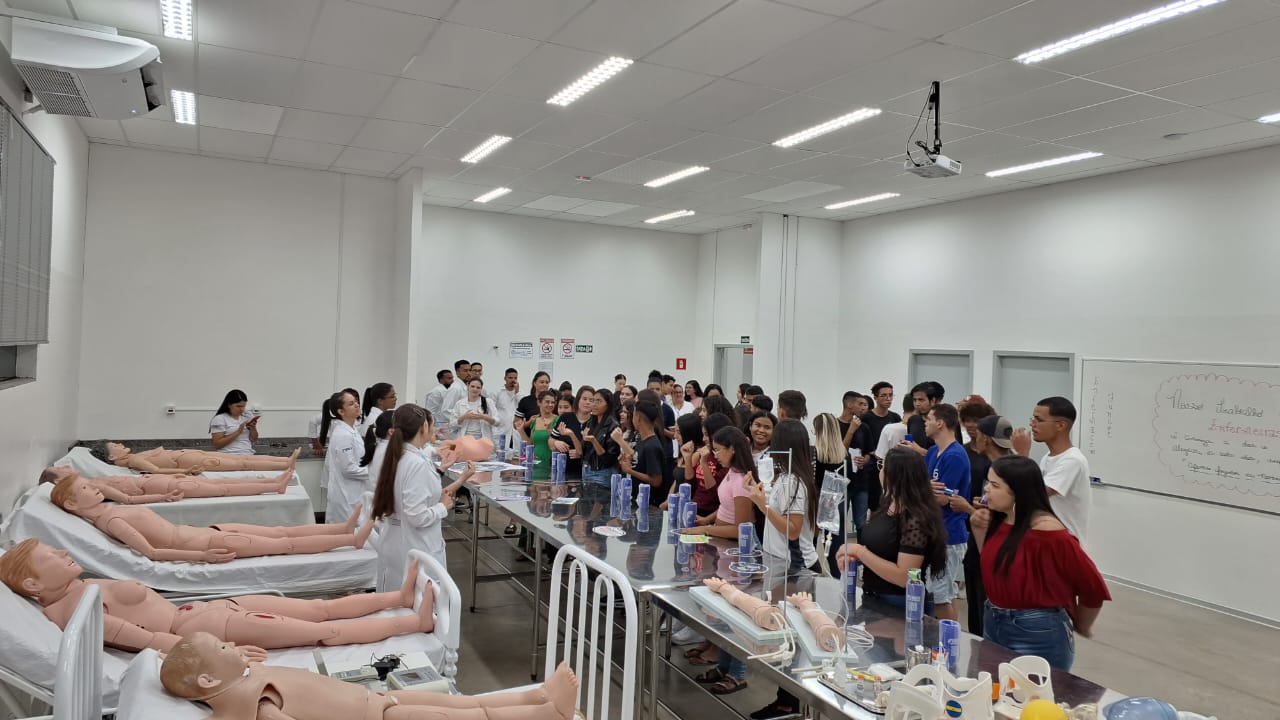 Imagem da notícia FUNEPE Realiza Feira De Profissões Presencial e Celebra Sucesso do Evento