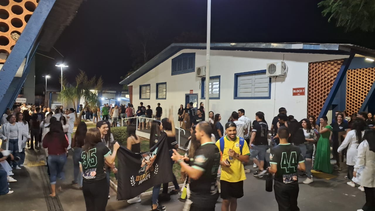 Imagem da notícia FUNEPE Realiza Feira De Profissões Presencial e Celebra Sucesso do Evento