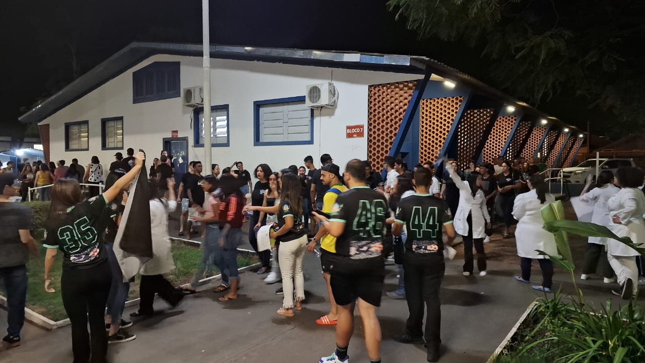 Imagem da notícia FUNEPE Realiza Feira De Profissões Presencial e Celebra Sucesso do Evento