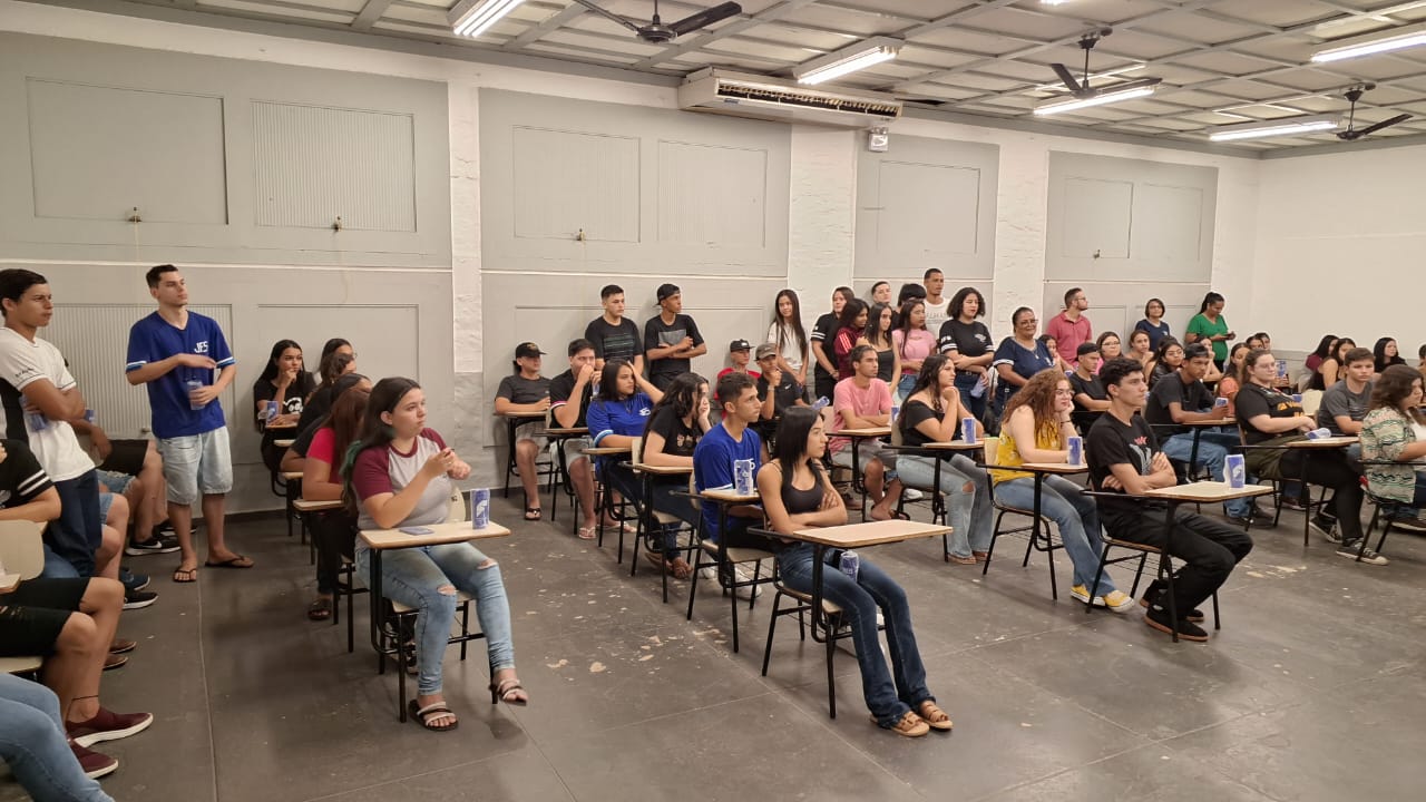 Imagem da notícia FUNEPE Realiza Feira De Profissões Presencial e Celebra Sucesso do Evento