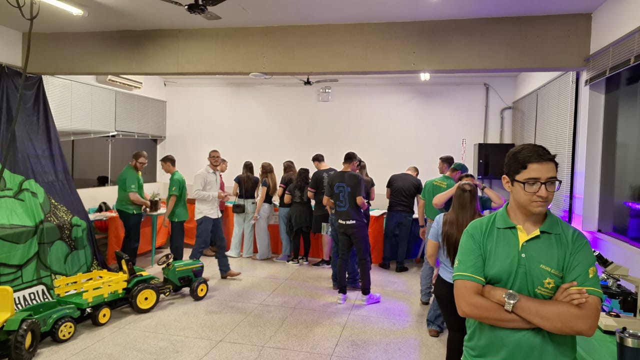 Imagem da notícia FUNEPE Realiza Feira De Profissões Presencial e Celebra Sucesso do Evento