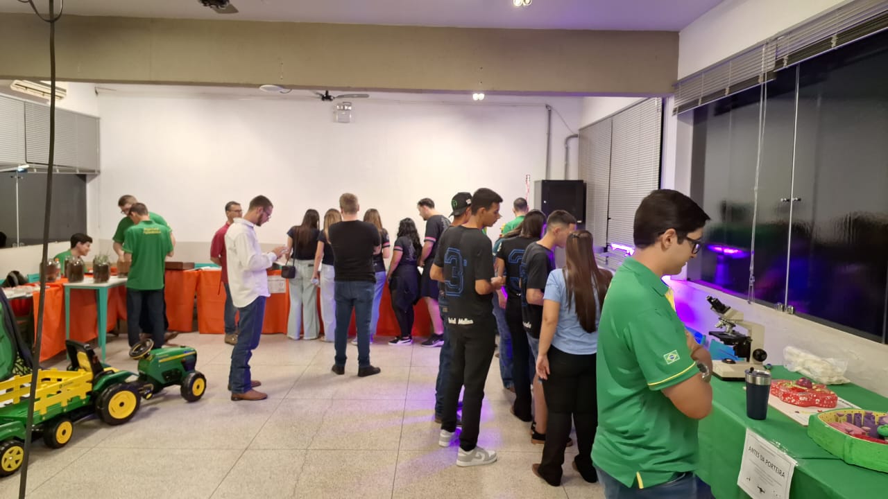 Imagem da notícia FUNEPE Realiza Feira De Profissões Presencial e Celebra Sucesso do Evento