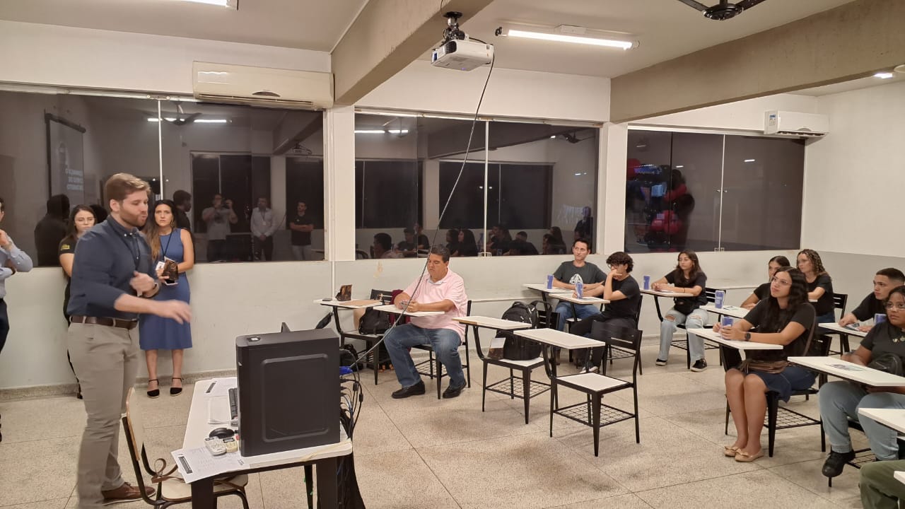 Imagem da notícia FUNEPE Realiza Feira De Profissões Presencial e Celebra Sucesso do Evento