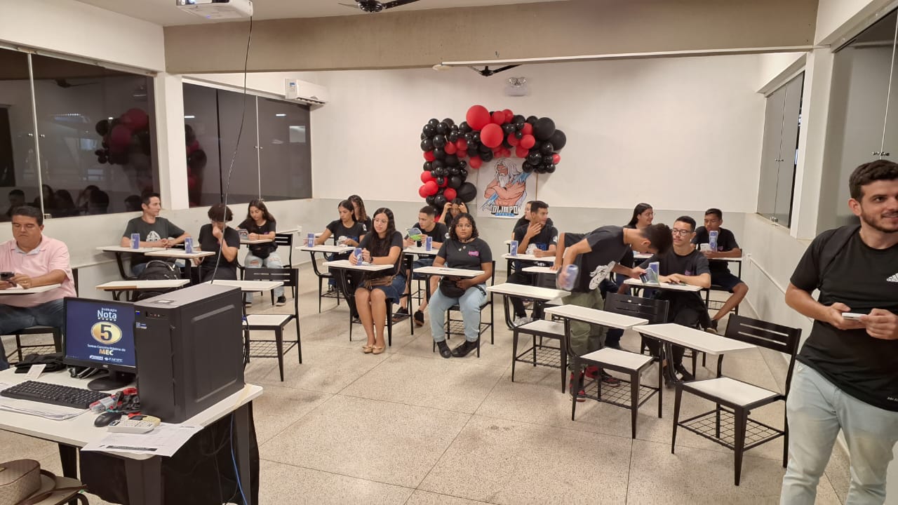 Imagem da notícia FUNEPE Realiza Feira De Profissões Presencial e Celebra Sucesso do Evento