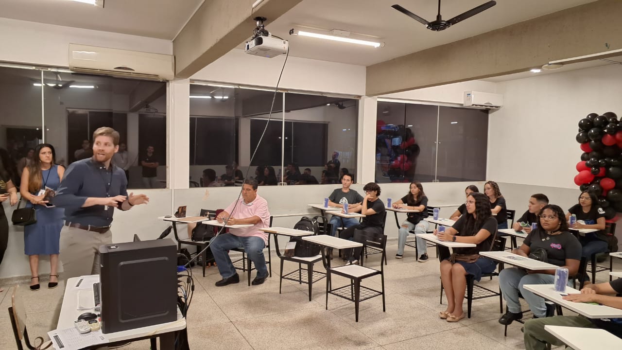 Imagem da notícia FUNEPE Realiza Feira De Profissões Presencial e Celebra Sucesso do Evento