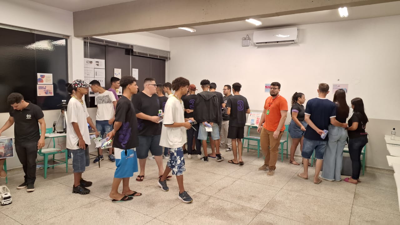 Imagem da notícia FUNEPE Realiza Feira De Profissões Presencial e Celebra Sucesso do Evento