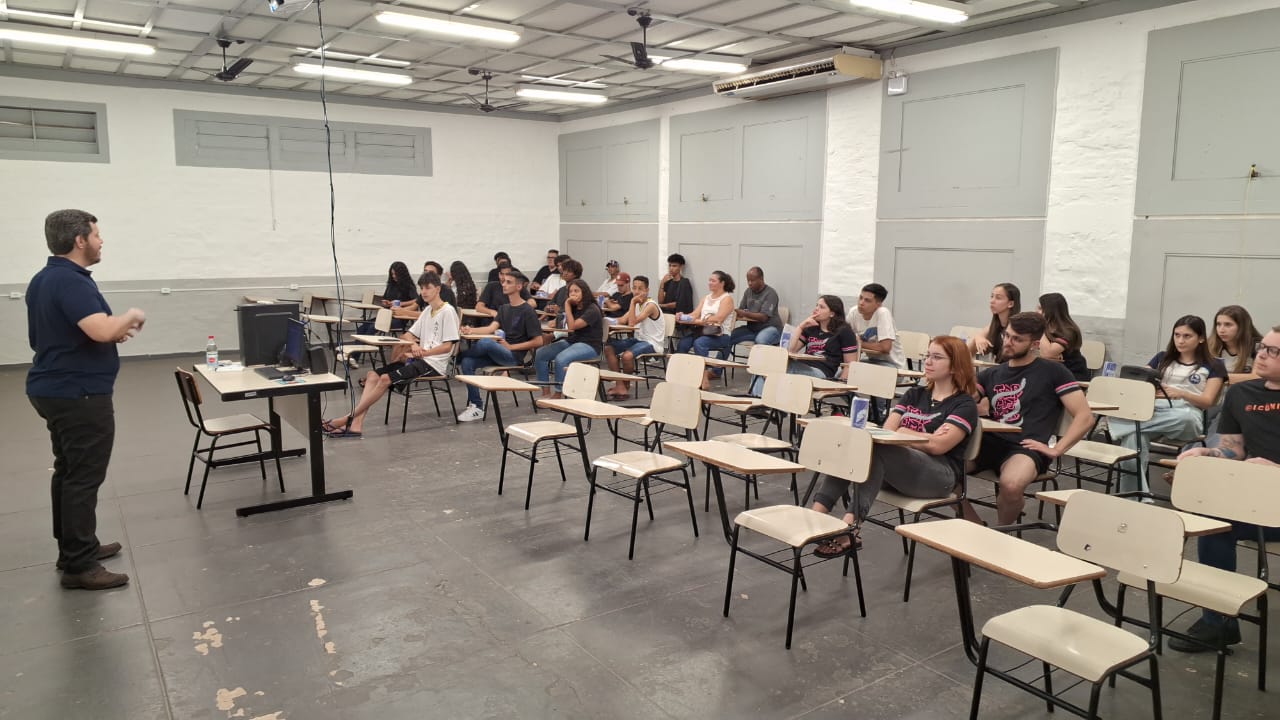 Imagem da notícia FUNEPE Realiza Feira De Profissões Presencial e Celebra Sucesso do Evento