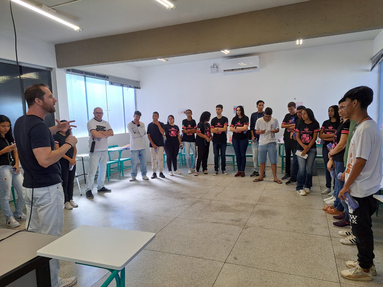 Imagem da notícia FUNEPE Realiza Feira De Profissões Presencial e Celebra Sucesso do Evento