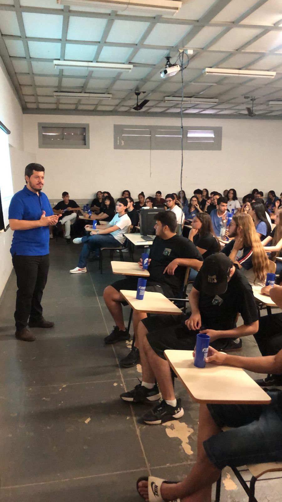Imagem da notícia FUNEPE Realiza Feira De Profissões Presencial e Celebra Sucesso do Evento
