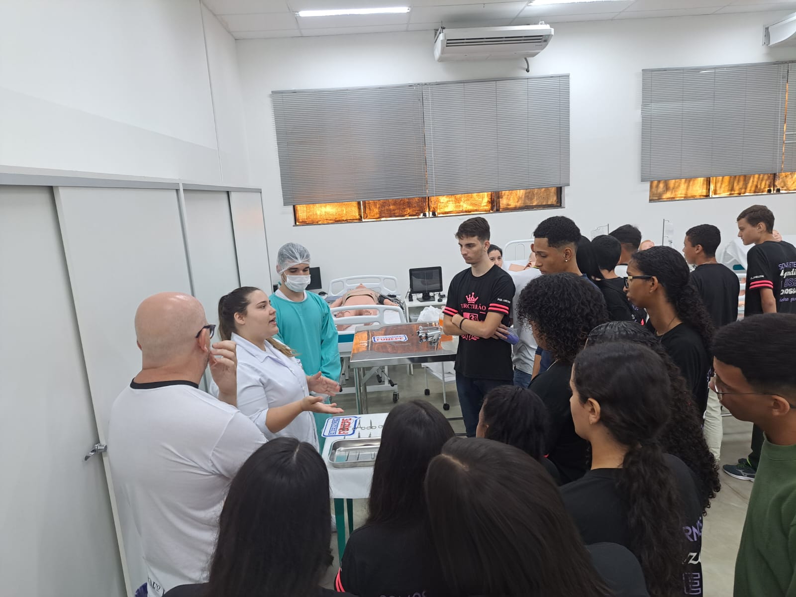 Imagem da notícia FUNEPE Realiza Feira De Profissões Presencial e Celebra Sucesso do Evento