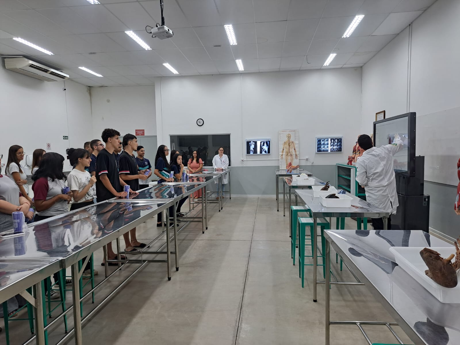Imagem da notícia FUNEPE Realiza Feira De Profissões Presencial e Celebra Sucesso do Evento