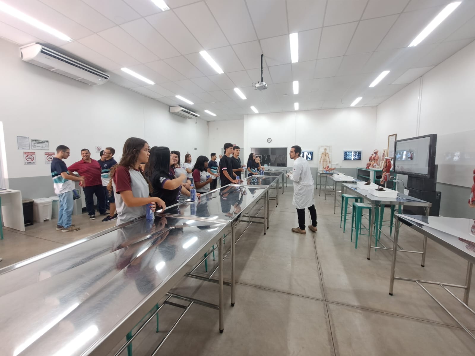 Imagem da notícia FUNEPE Realiza Feira De Profissões Presencial e Celebra Sucesso do Evento