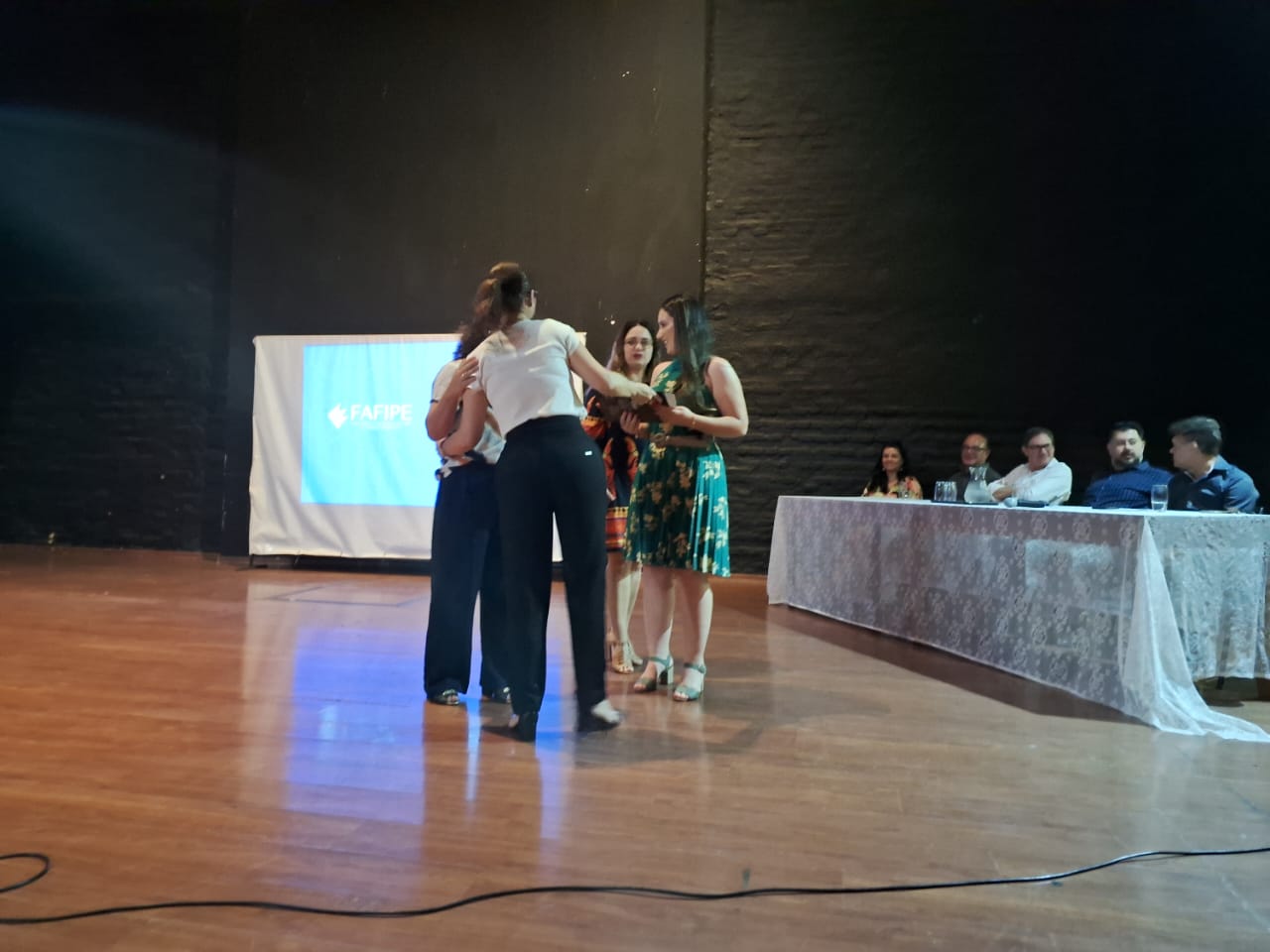Imagem da notícia FUNEPE Celebra Projetos de Sucesso em Noite de Premiação