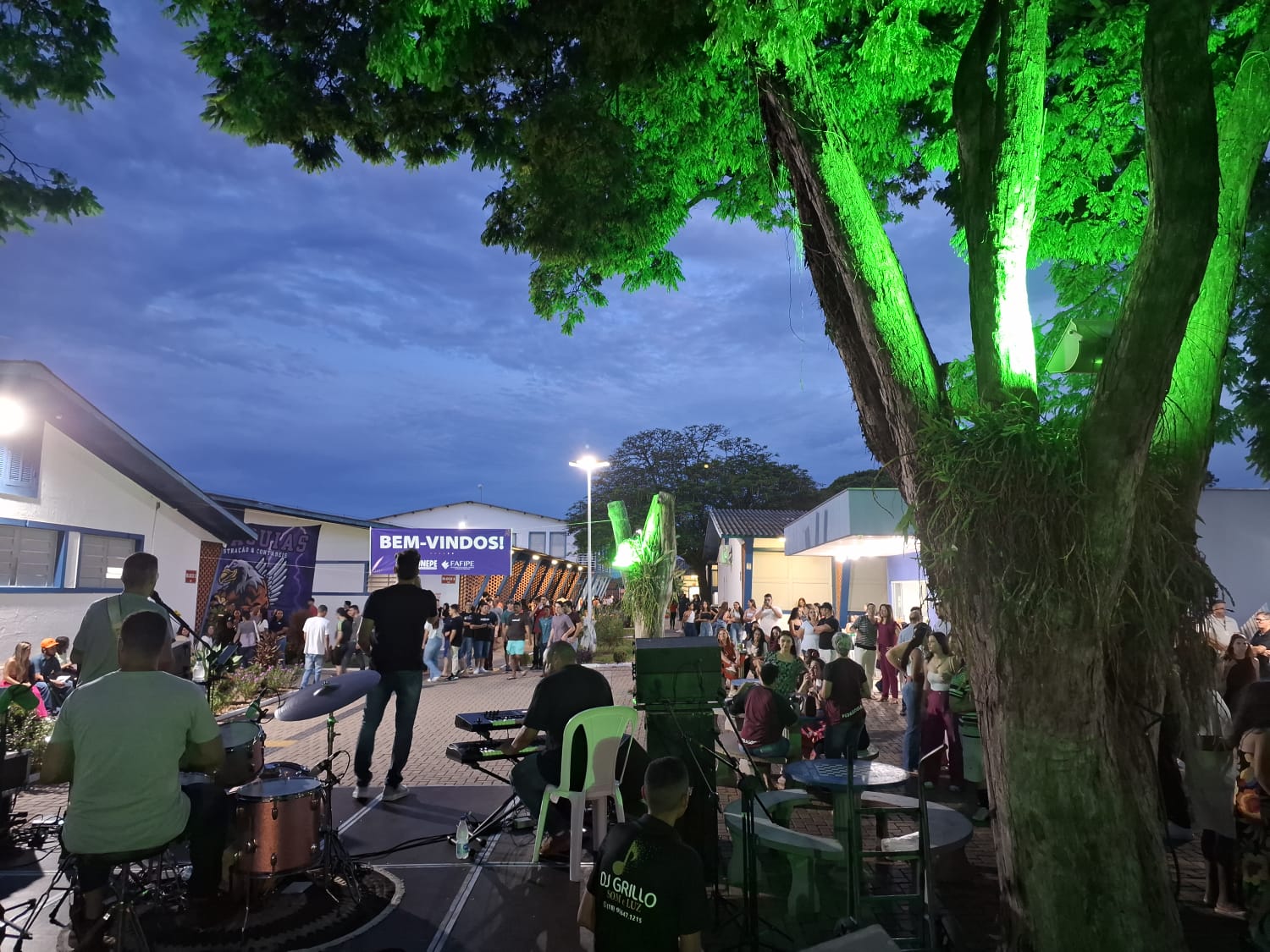 Imagem da notícia FUNEPE promove show de volta às aulas