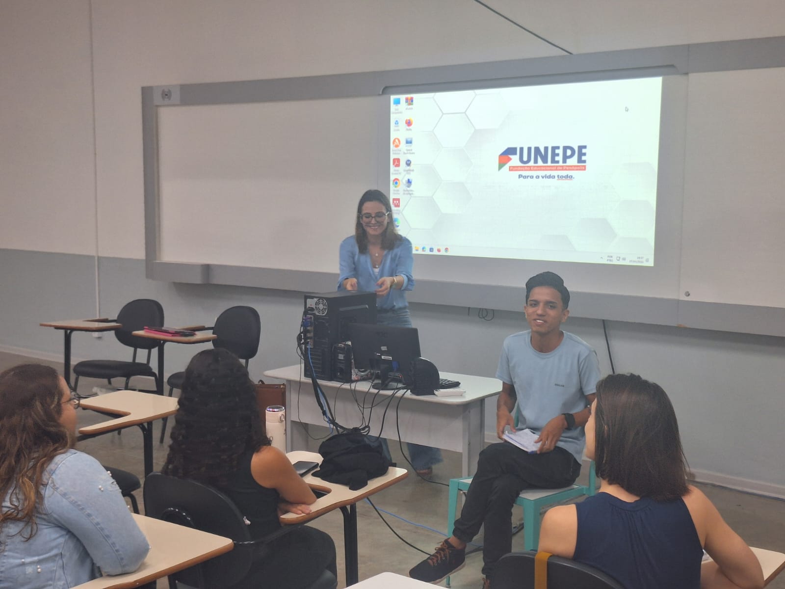 Imagem da notícia Semana de Cursos - Álbum de quarta-feira