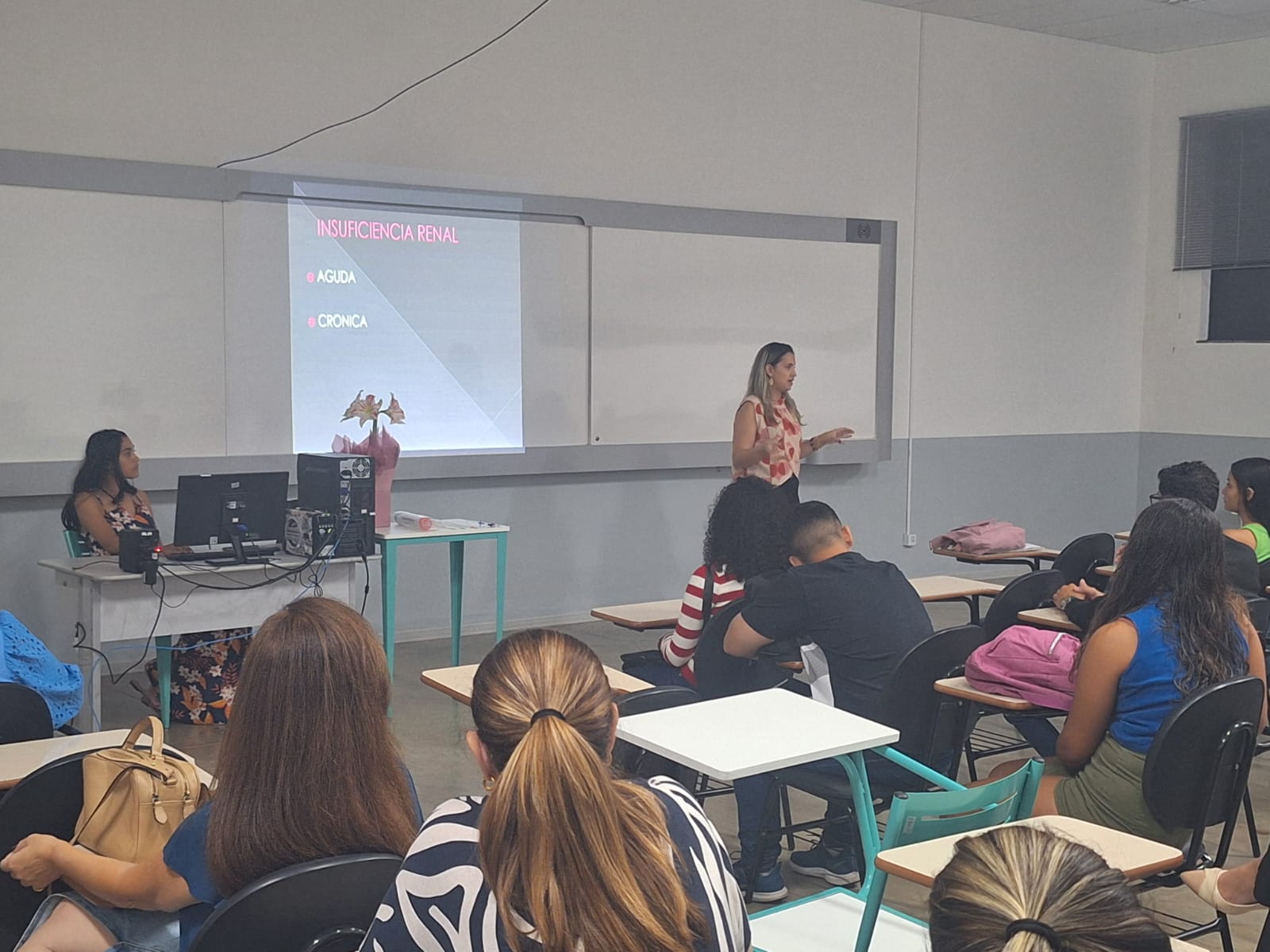 Imagem da notícia Semana de Cursos - Álbum de quarta-feira