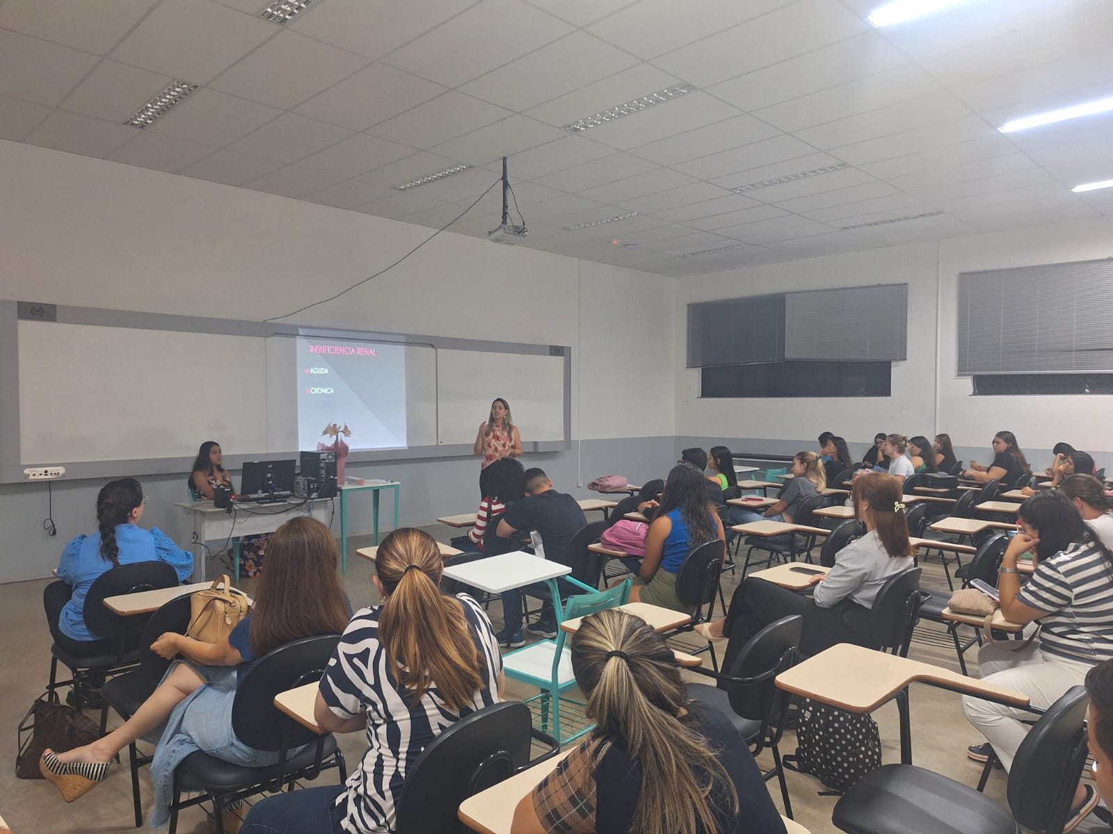 Imagem da notícia Semana de Cursos - Álbum de quarta-feira