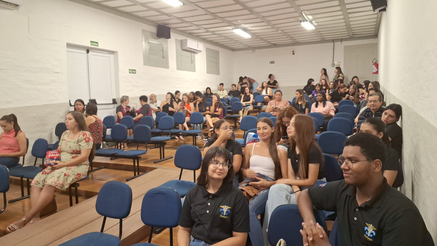 Imagem da notícia Semana de Cursos - Álbum de quarta-feira