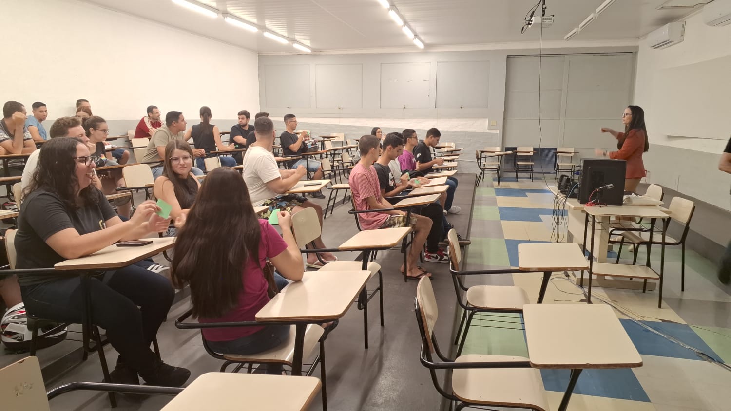 Imagem da notícia Semana de Cursos - Álbum de quarta-feira