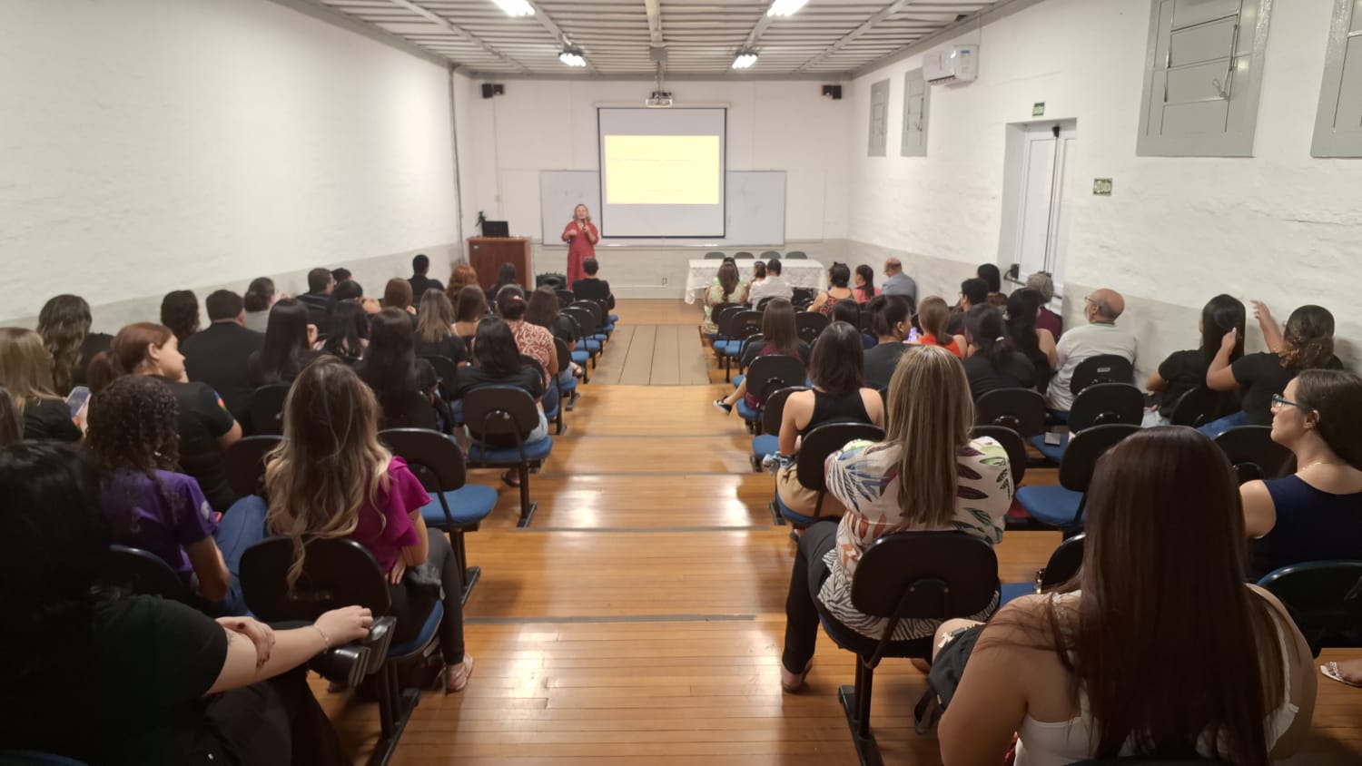 Imagem da notícia Semana de Cursos - Álbum de quarta-feira