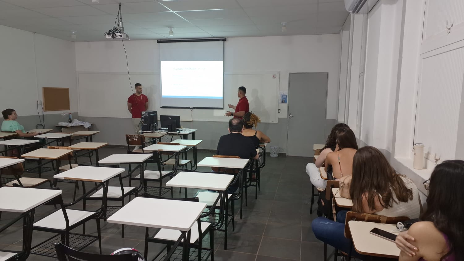 Imagem da notícia Semana de Cursos - Álbum de quarta-feira