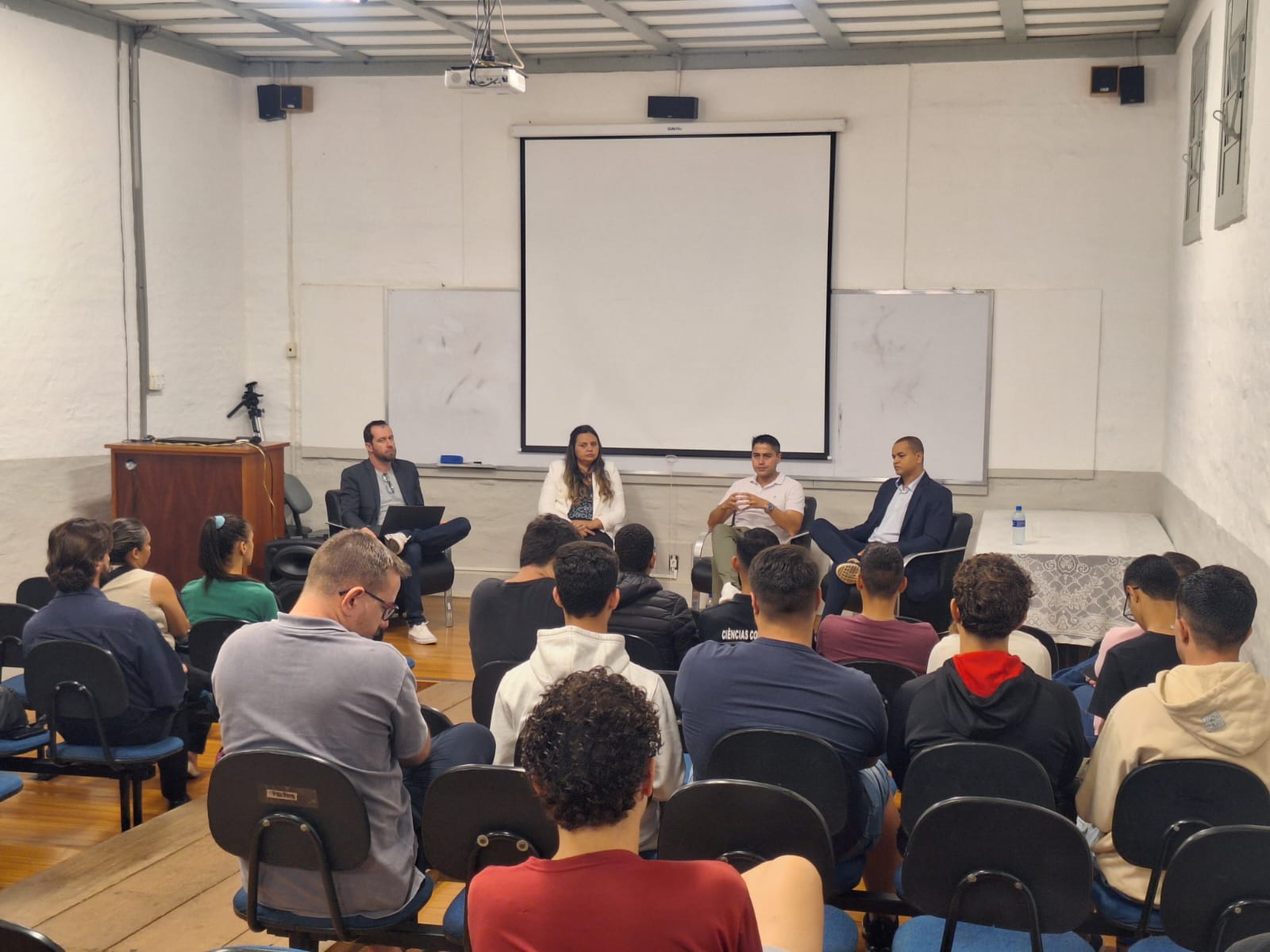 Imagem da notícia Semana de Cursos - Confira as fotos de sexta-feira