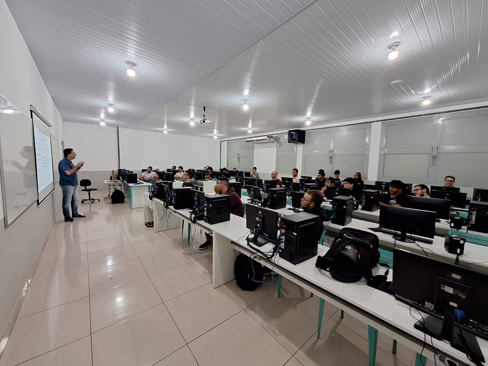 Imagem da notícia Semana de Cursos - Confira as fotos de sexta-feira