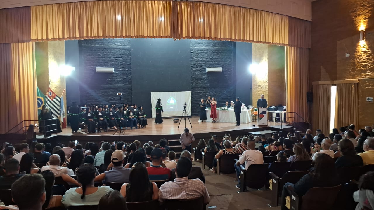 Imagem da notícia CENEP realiza formatura da 22ª turma de Técnico em Enfermagem