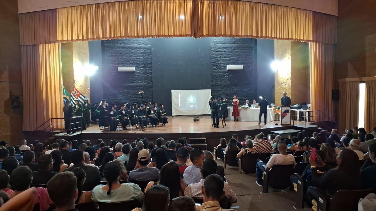 Imagem da notícia CENEP realiza formatura da 22ª turma de Técnico em Enfermagem