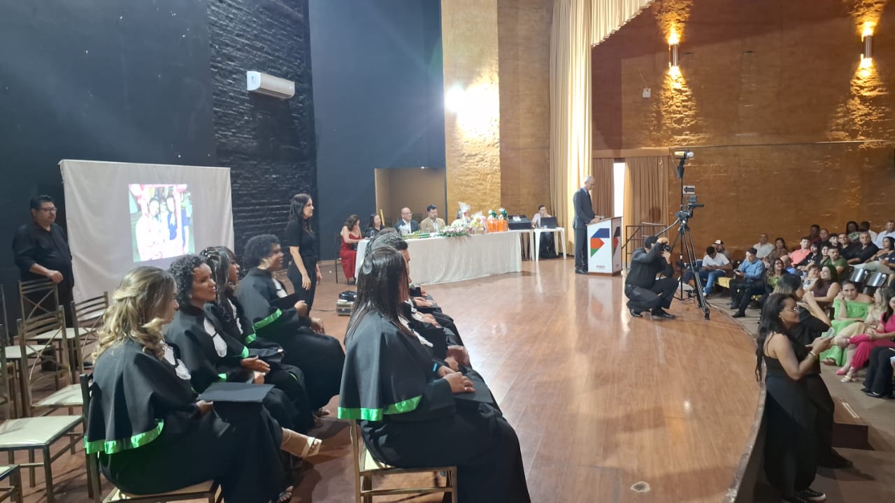 Imagem da notícia CENEP realiza formatura da 22ª turma de Técnico em Enfermagem