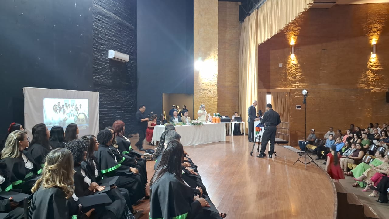 Imagem da notícia CENEP realiza formatura da 22ª turma de Técnico em Enfermagem