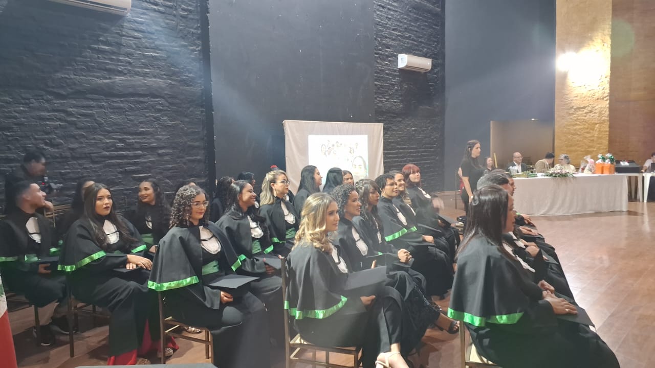 Imagem da notícia CENEP realiza formatura da 22ª turma de Técnico em Enfermagem