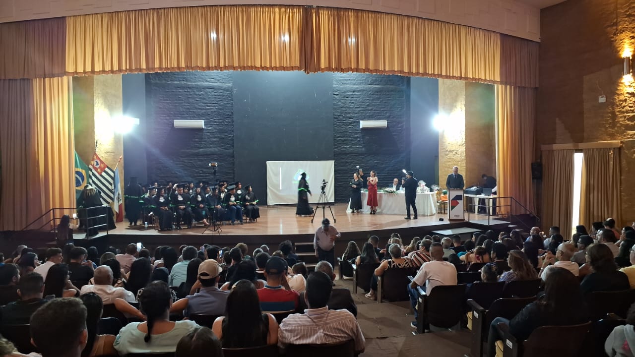 Imagem da notícia CENEP realiza formatura da 22ª turma de Técnico em Enfermagem