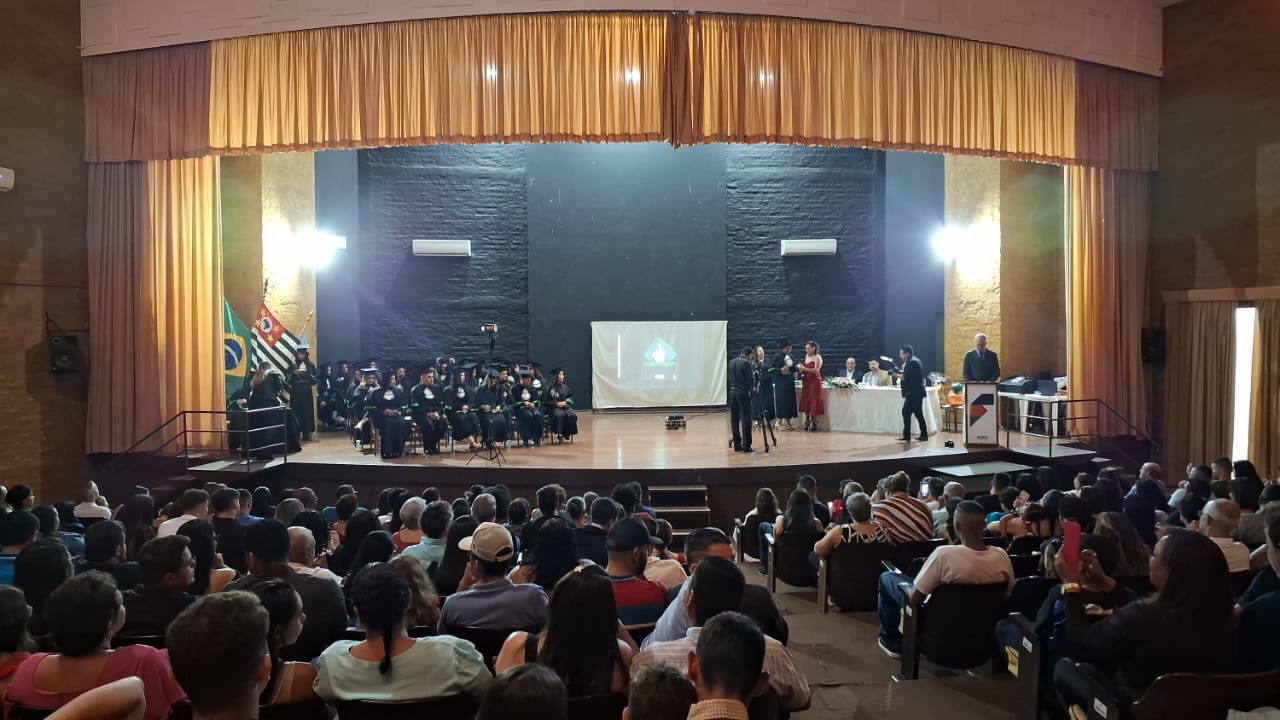 Imagem da notícia CENEP realiza formatura da 22ª turma de Técnico em Enfermagem