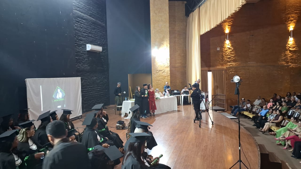 Imagem da notícia CENEP realiza formatura da 22ª turma de Técnico em Enfermagem