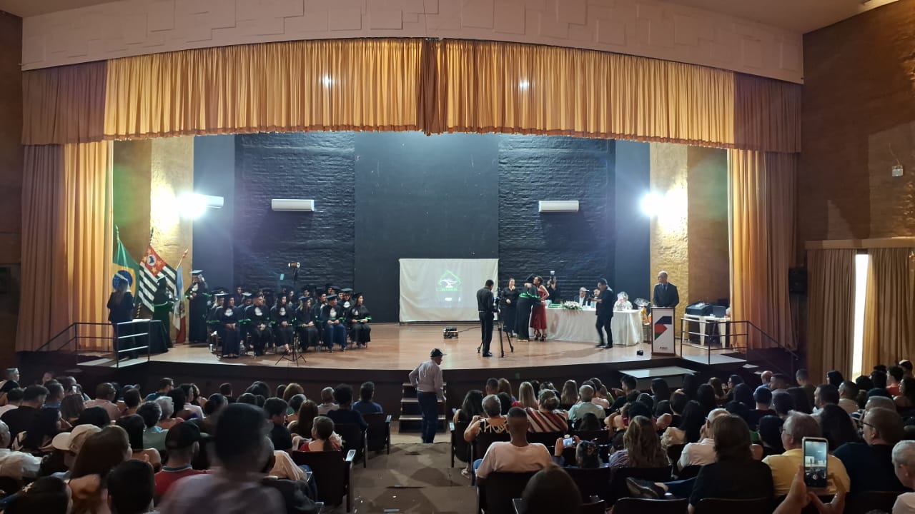 Imagem da notícia CENEP realiza formatura da 22ª turma de Técnico em Enfermagem