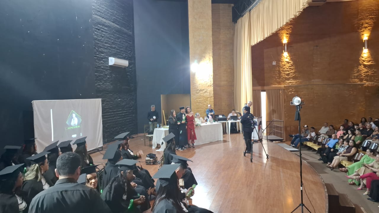 Imagem da notícia CENEP realiza formatura da 22ª turma de Técnico em Enfermagem