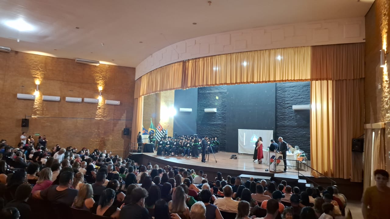 Imagem da notícia CENEP realiza formatura da 22ª turma de Técnico em Enfermagem