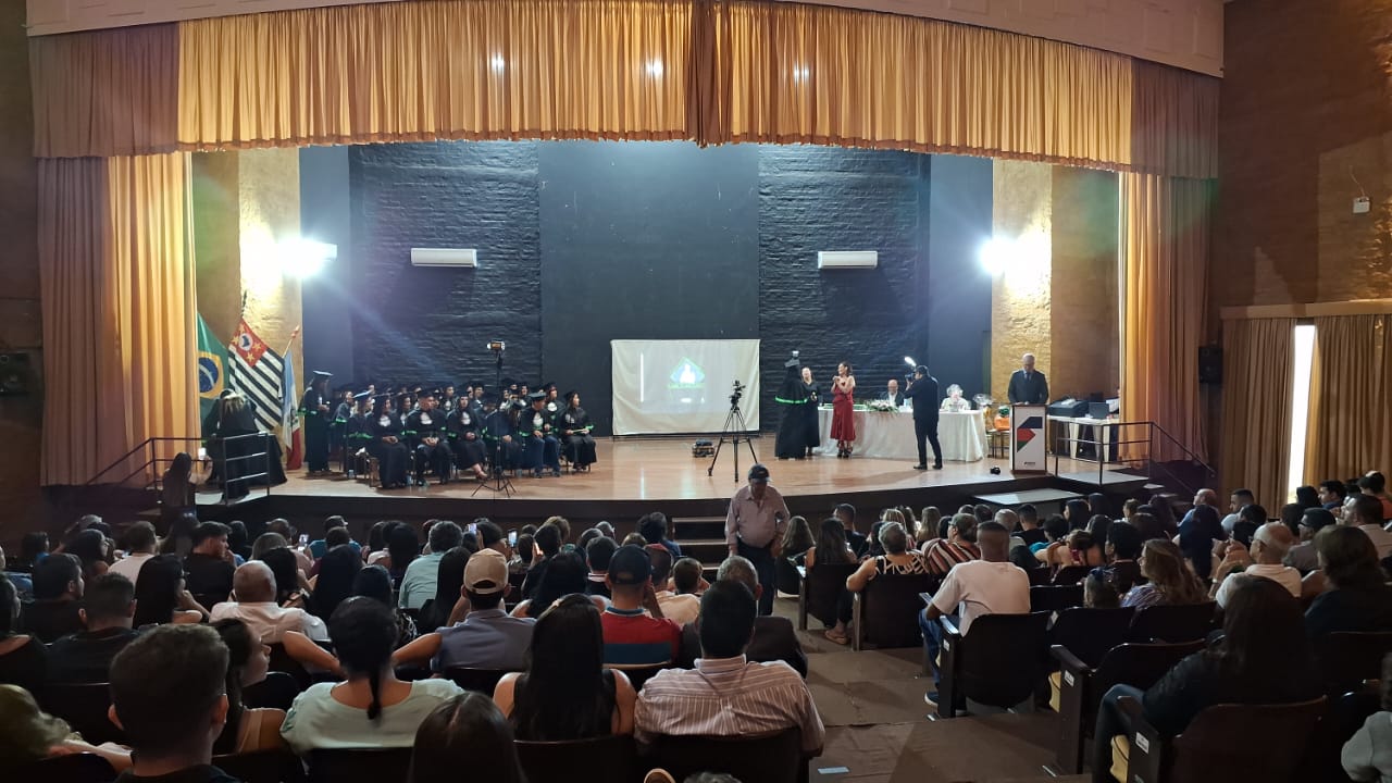 Imagem da notícia CENEP realiza formatura da 22ª turma de Técnico em Enfermagem