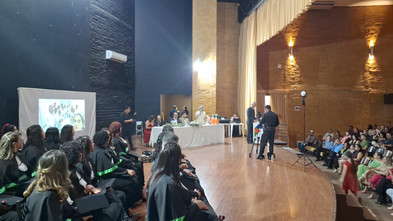Imagem da notícia CENEP realiza formatura da 22ª turma de Técnico em Enfermagem