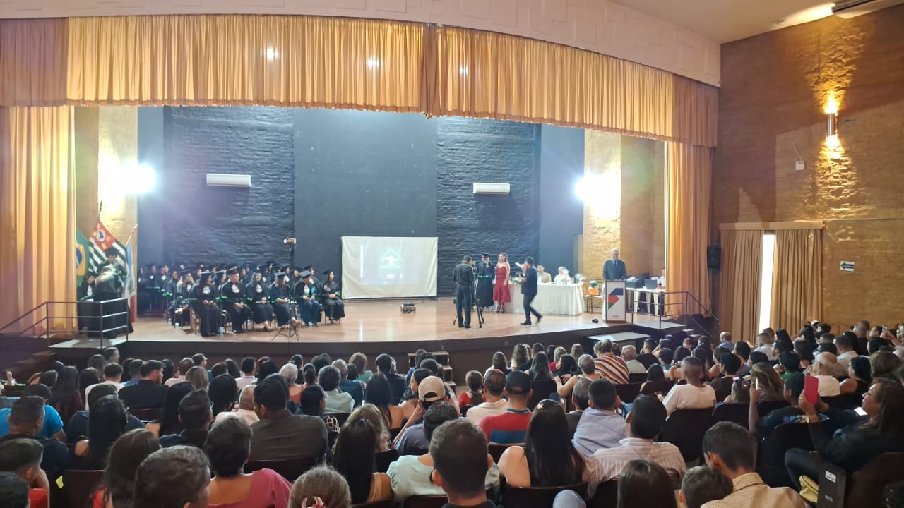 Imagem da notícia CENEP realiza formatura da 22ª turma de Técnico em Enfermagem