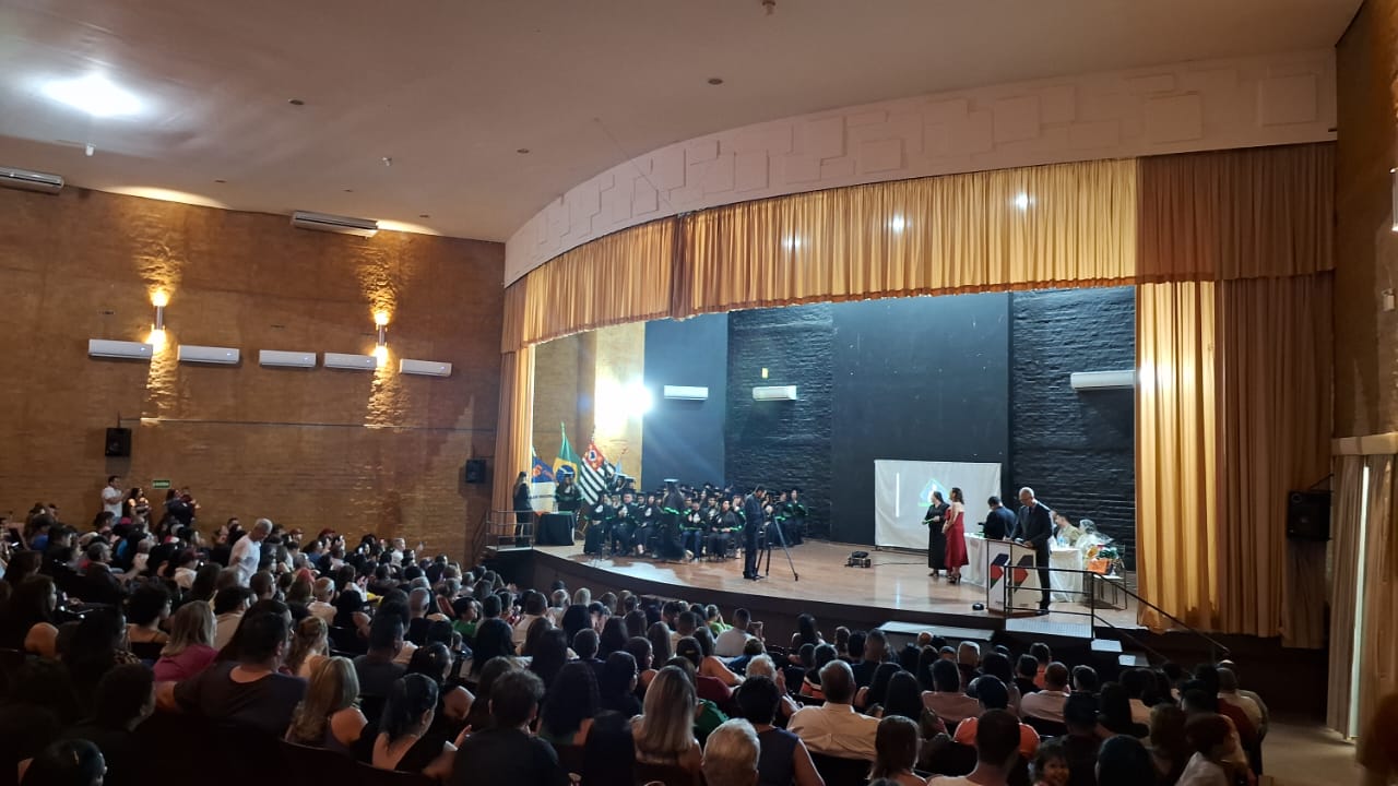 Imagem da notícia CENEP realiza formatura da 22ª turma de Técnico em Enfermagem