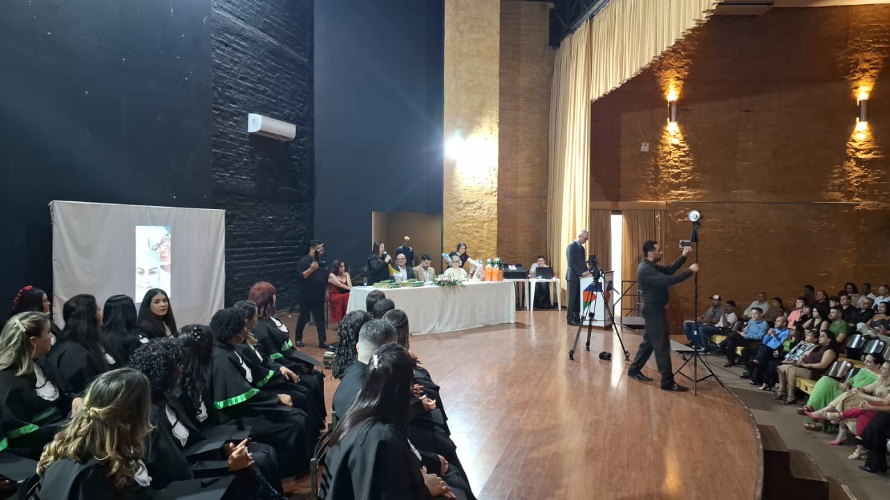 Imagem da notícia CENEP realiza formatura da 22ª turma de Técnico em Enfermagem