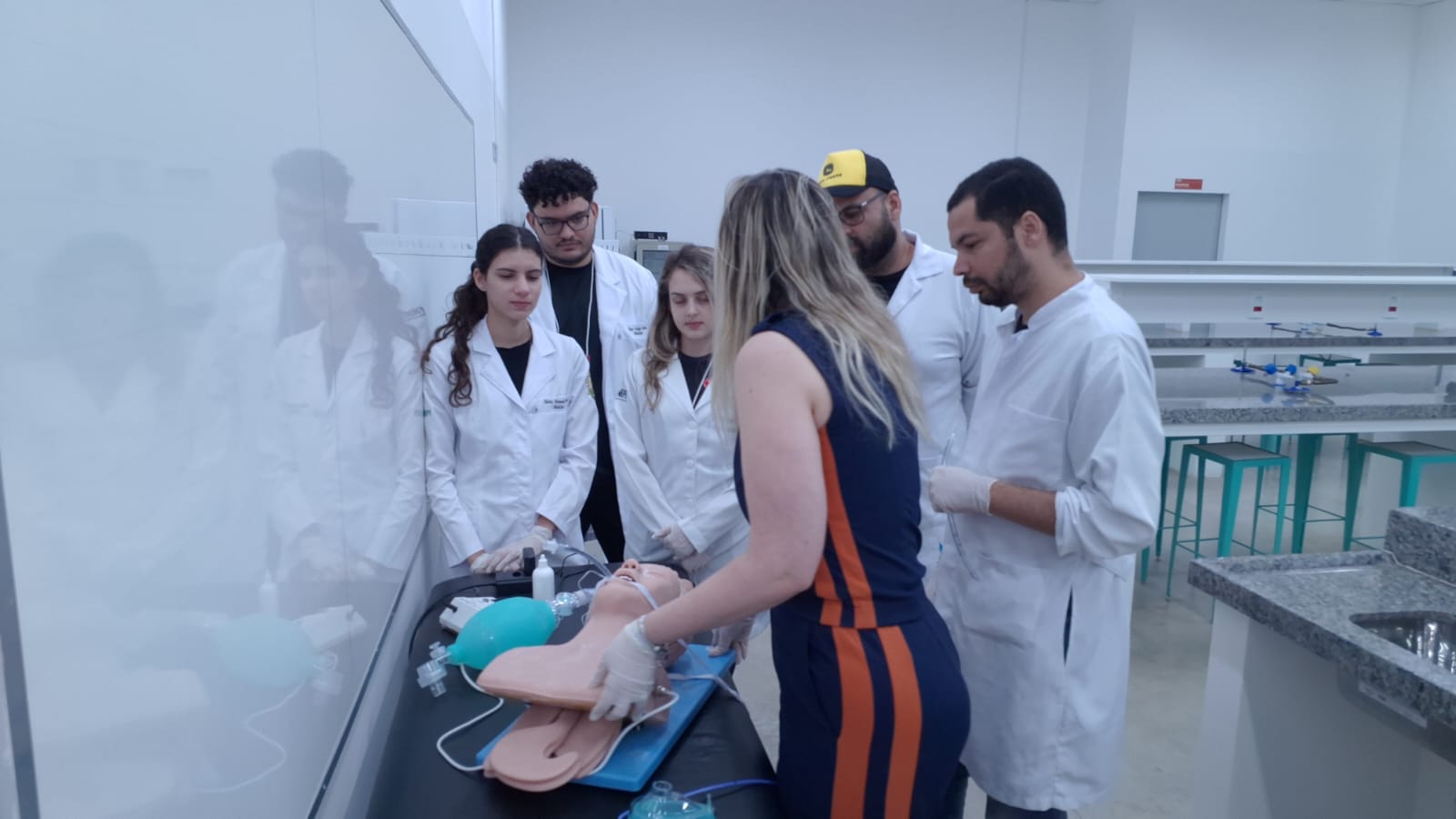Imagem da notícia Workshop de Procedimentos Médicos O Pulso Ainda Pulsa