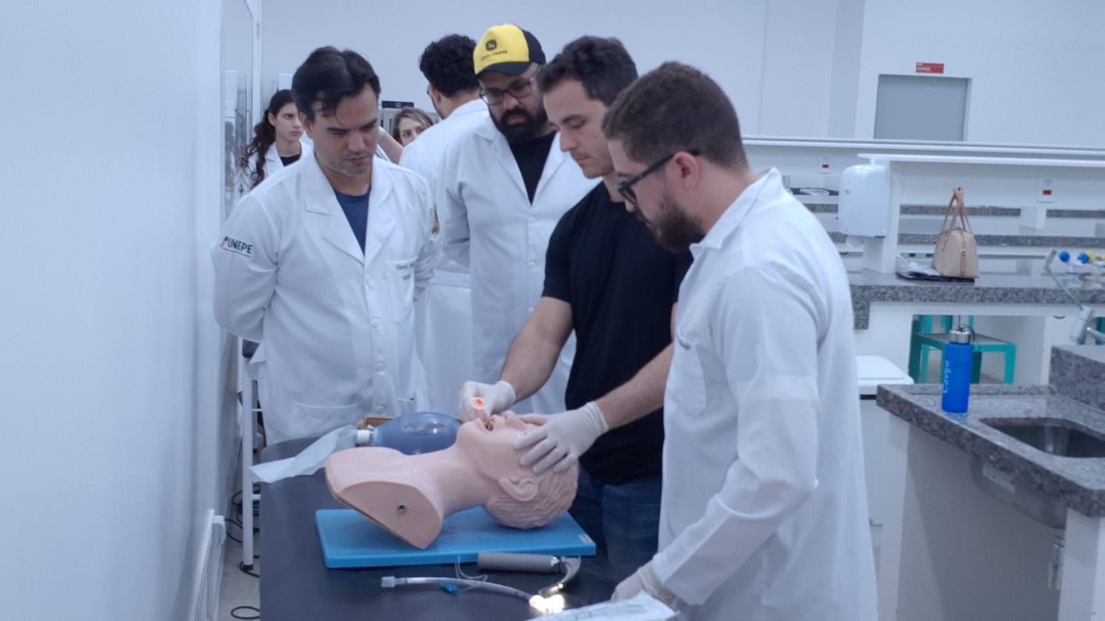 Imagem da notícia Workshop de Procedimentos Médicos O Pulso Ainda Pulsa
