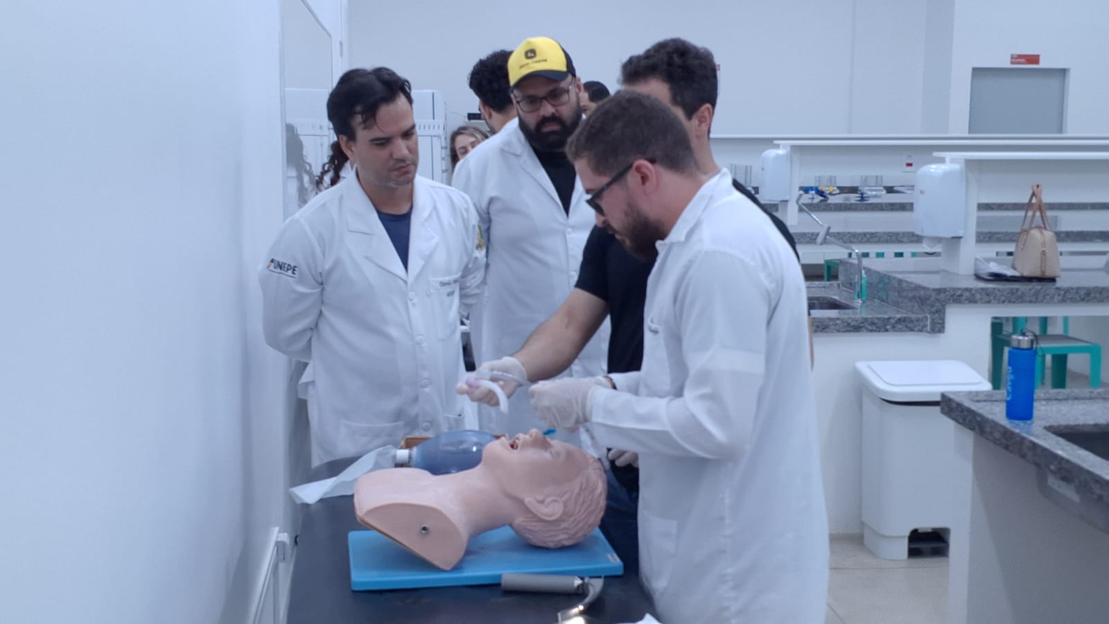 Imagem da notícia Workshop de Procedimentos Médicos O Pulso Ainda Pulsa