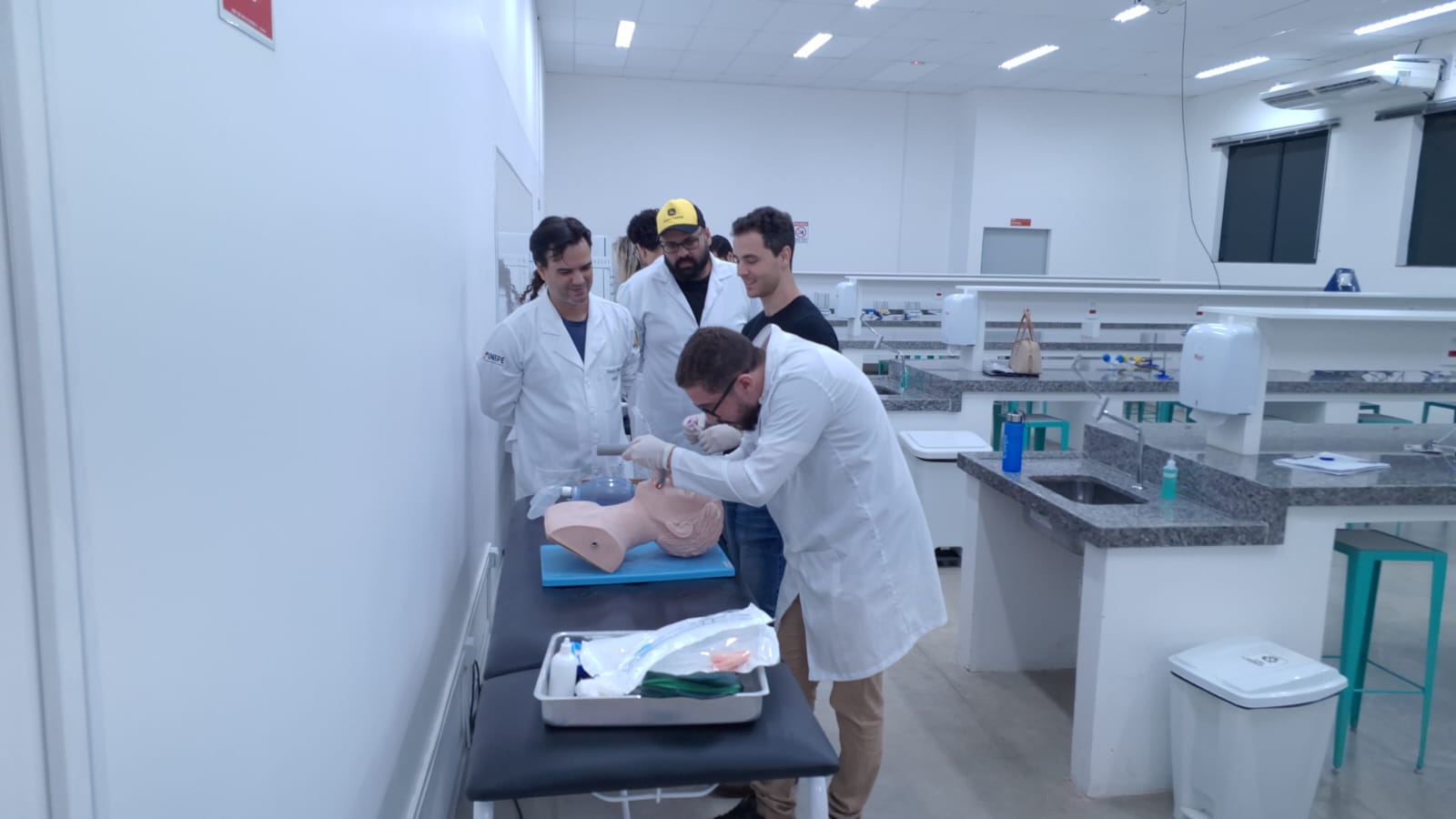 Imagem da notícia Workshop de Procedimentos Médicos O Pulso Ainda Pulsa